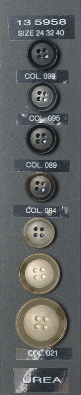 Button 135958