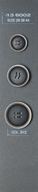 Button 136002