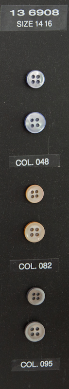 Button 136908