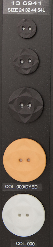 Button 136941