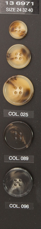 Button 136971