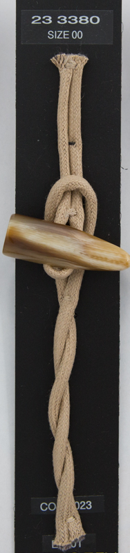Closure, hook and eye 233380