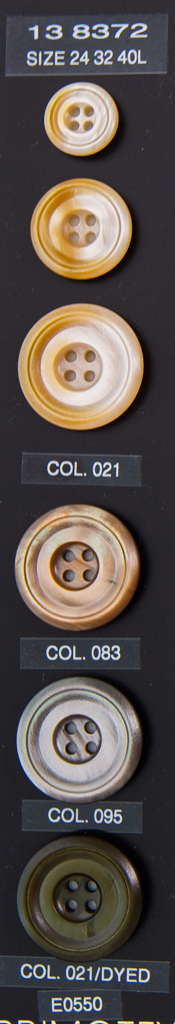 Button 138372