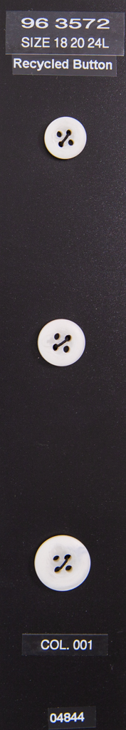 Button 963572