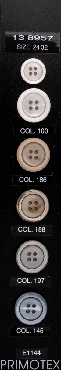 Button 138957