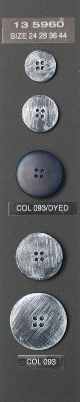 Button 135960