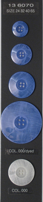 Button 136070