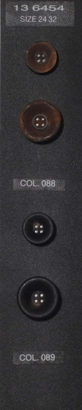 Button 136454