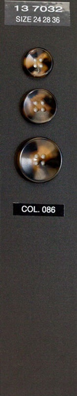 Button 137032