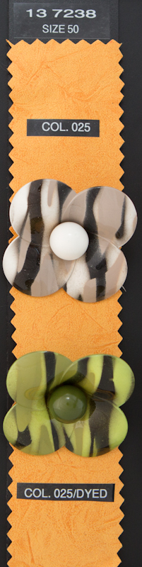 Button 137238