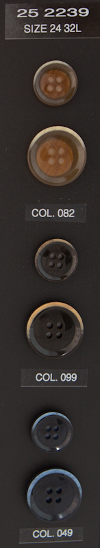 Button 252239