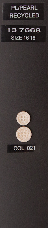 Button 137668