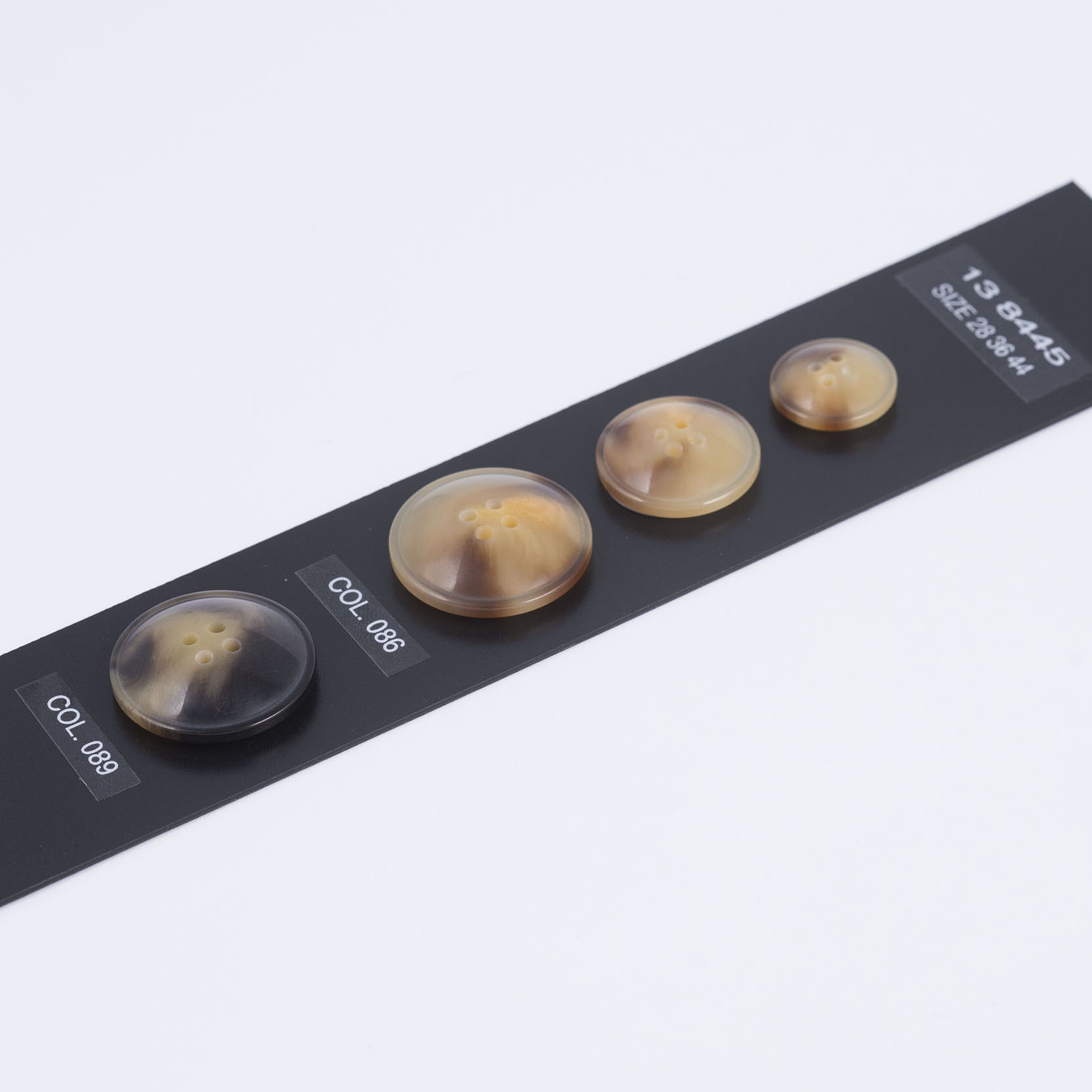 Button 138445
