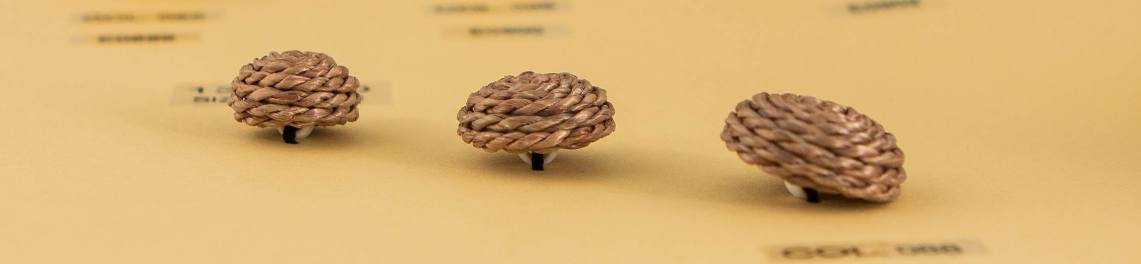 Shank button 138680